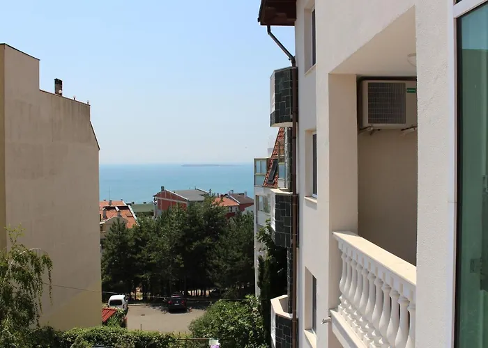 度假村 Arlanda 3*