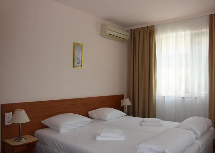 度假村 Arlanda 3*